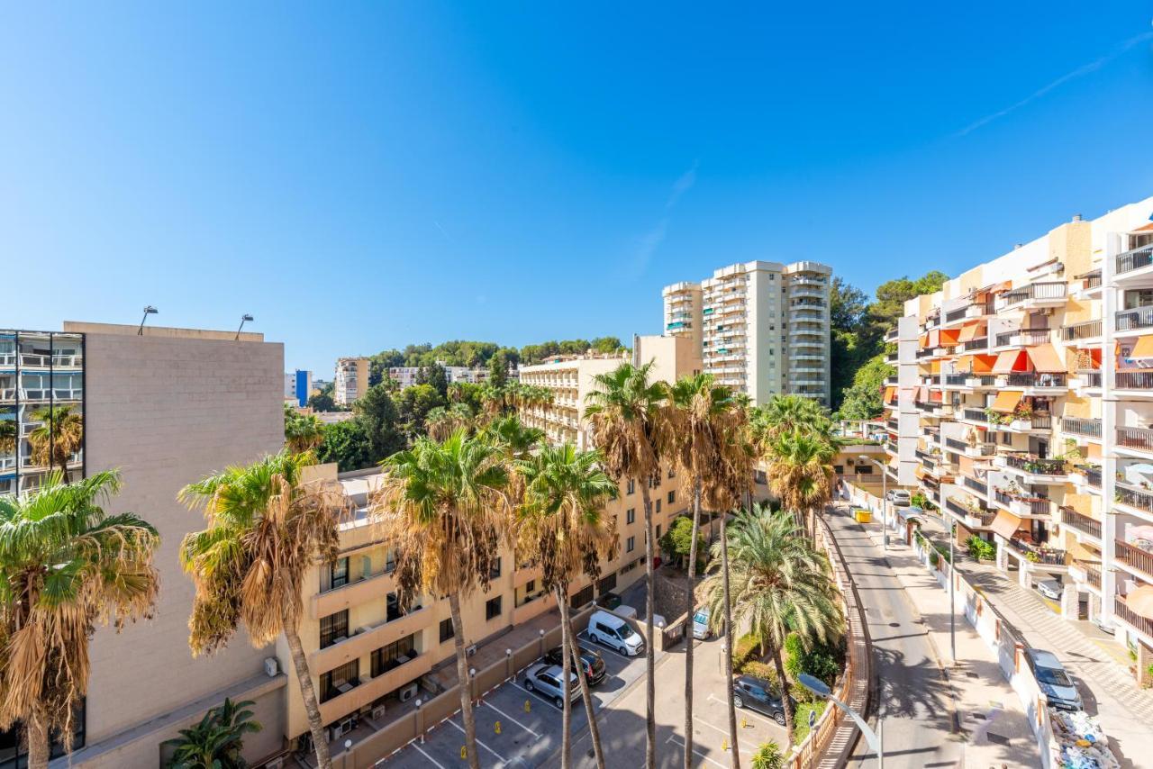 Al Andalus Carihuela Apartment Torremolinos Bagian luar foto