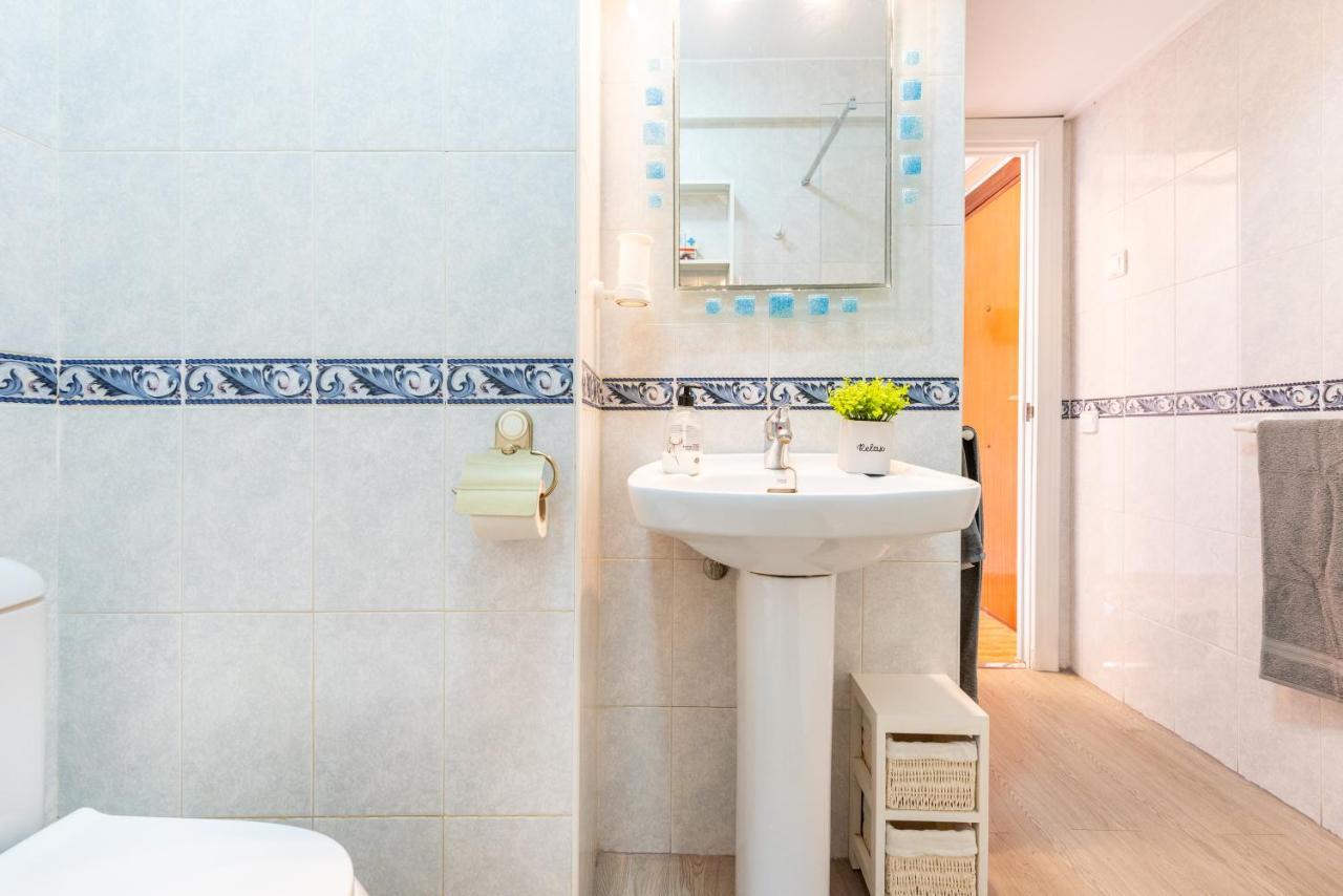 Al Andalus Carihuela Apartment Torremolinos Bagian luar foto
